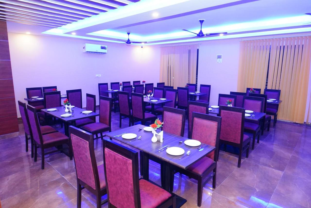 Expomart Inn Greater Noida Εξωτερικό φωτογραφία