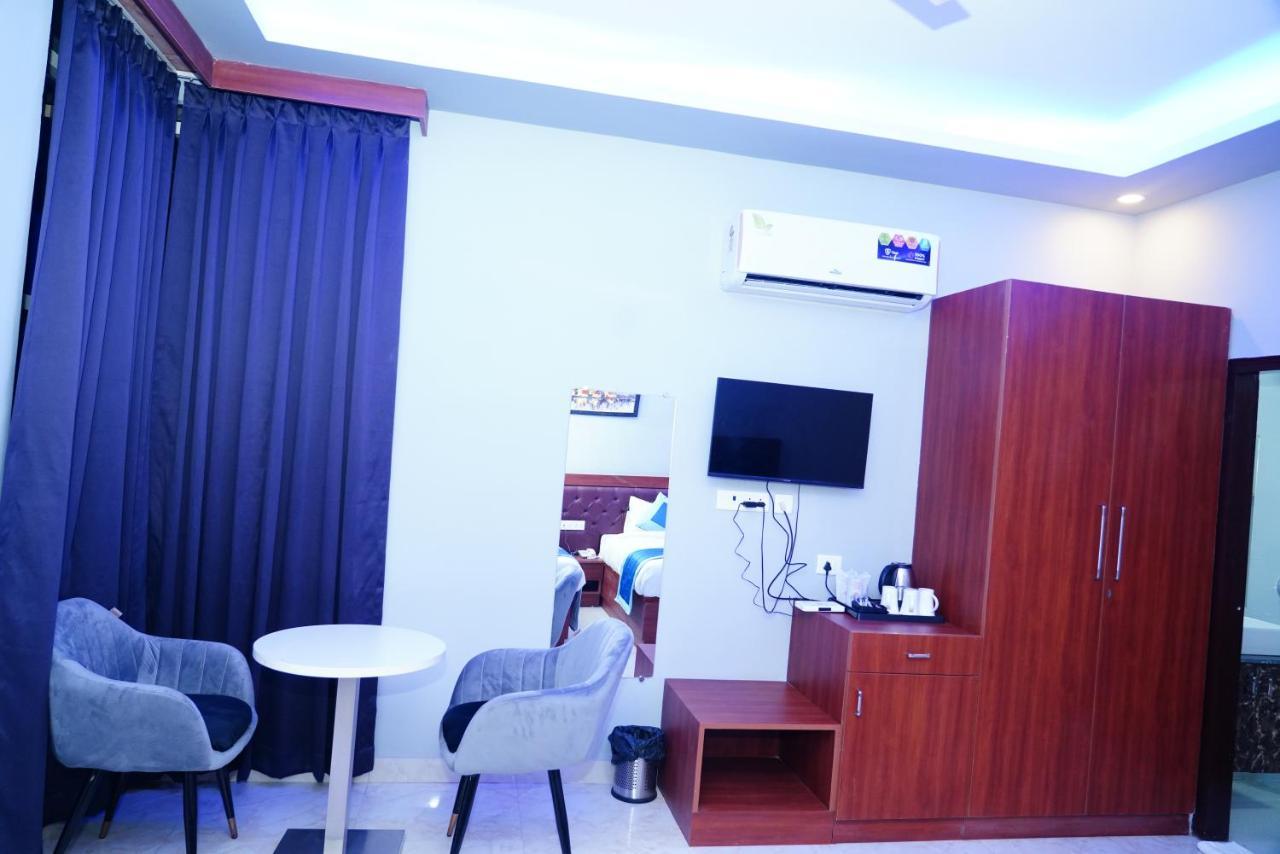 Expomart Inn Greater Noida Εξωτερικό φωτογραφία