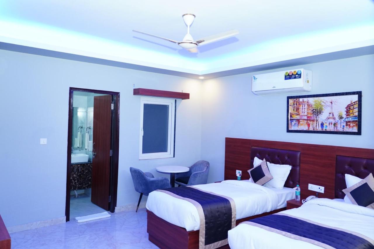 Expomart Inn Greater Noida Εξωτερικό φωτογραφία